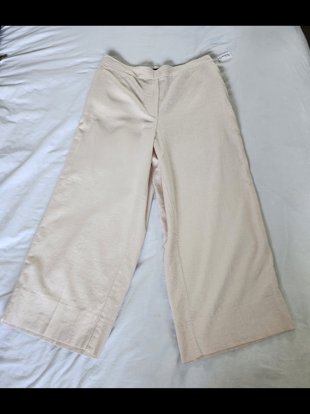 Reitmans Linen Wide-Leg Crop Pants in Cream Blush
